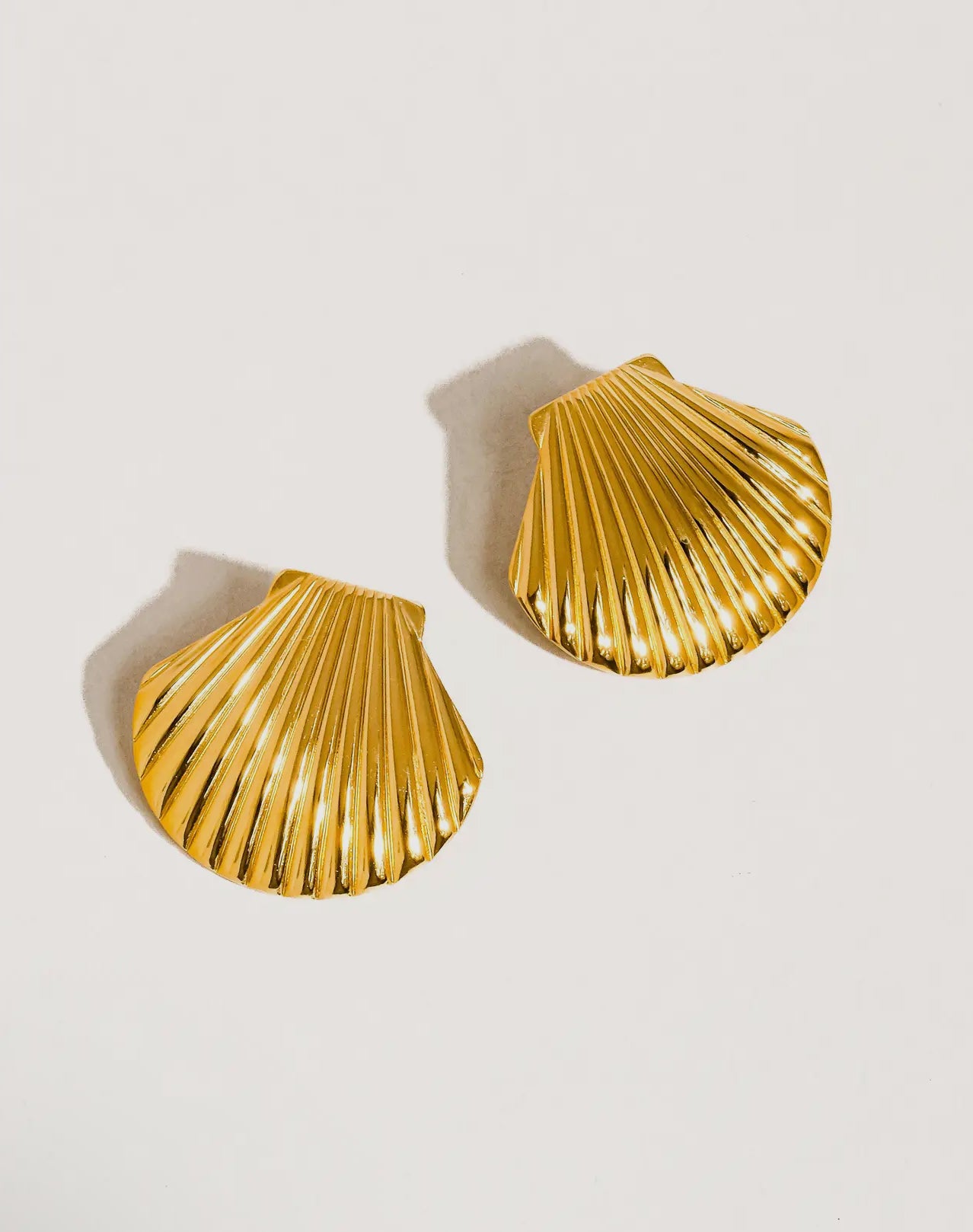 Shell Studs