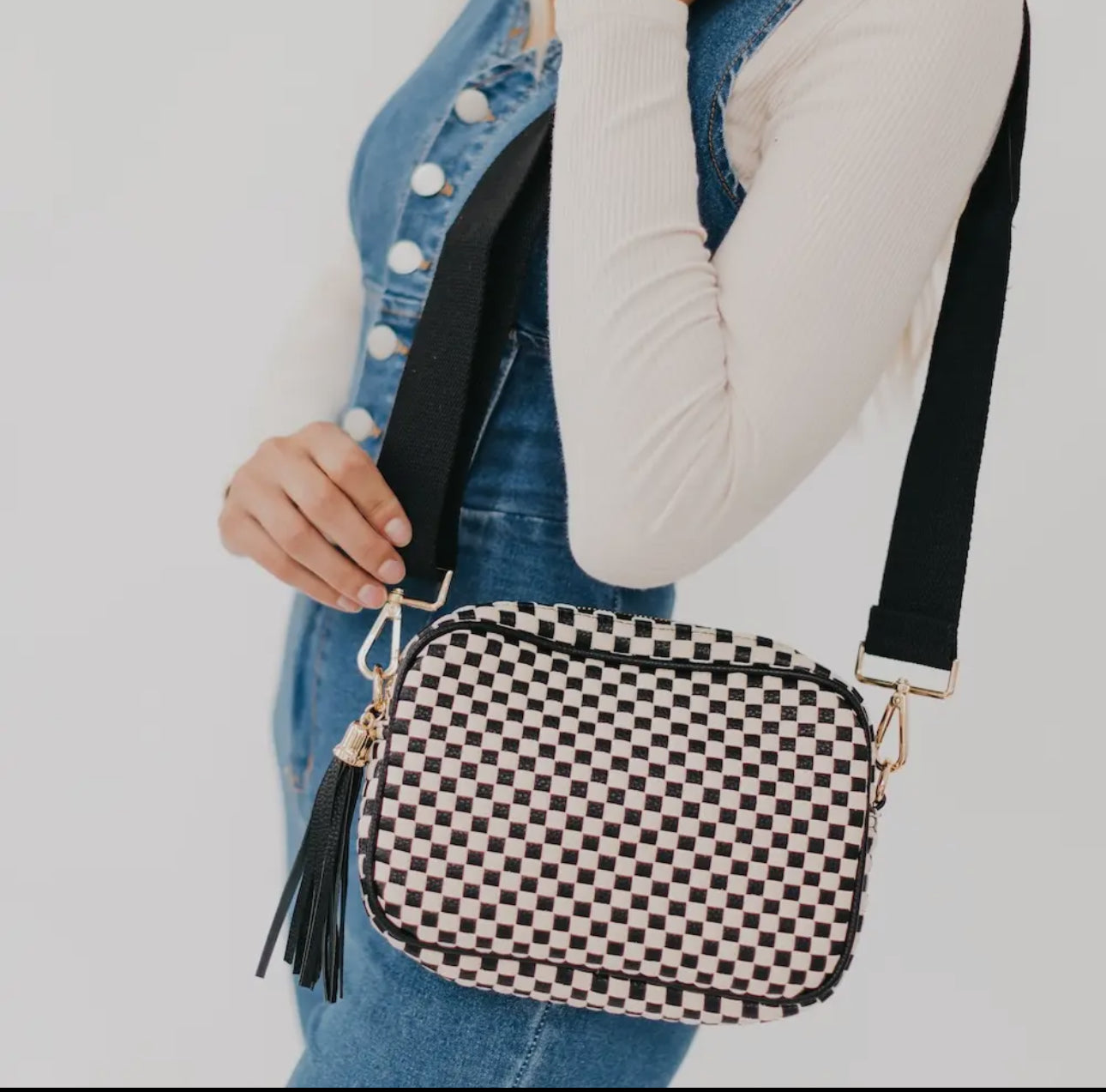 Woven Willow Crossbody