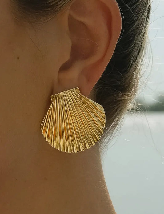 Shell Studs
