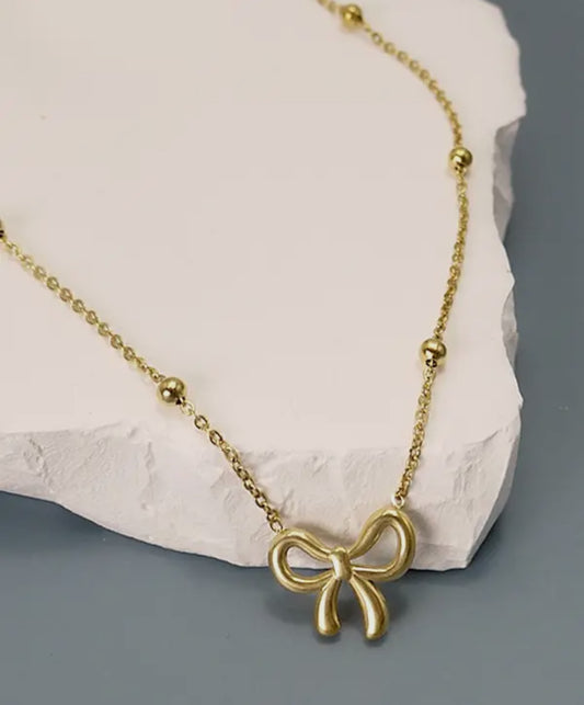 Bow Necklace