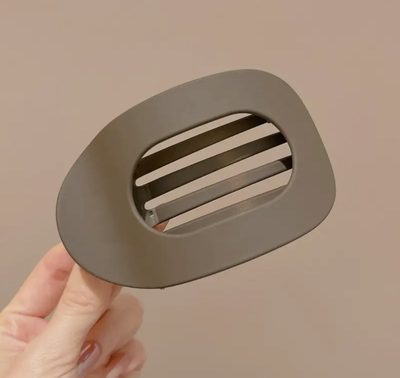 Jumbo Flat Lay Claw Clip